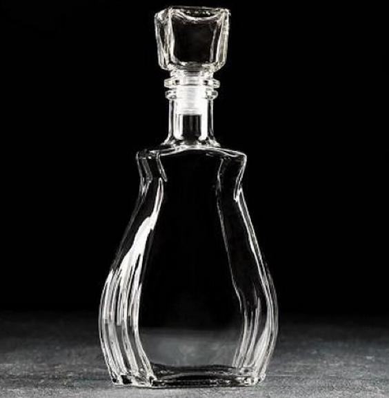 Графин-штоф «Луи» объёмом 750 мл